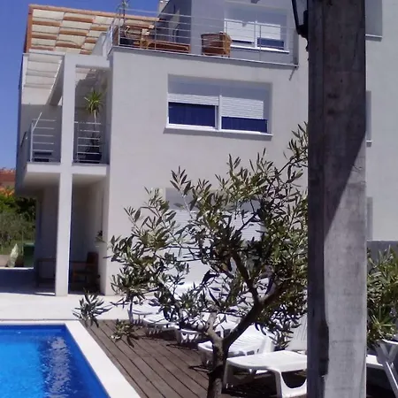 Sobe Dragic Casa de hóspedes 3*