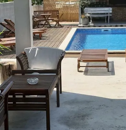 Sobe Dragic בית הארחה